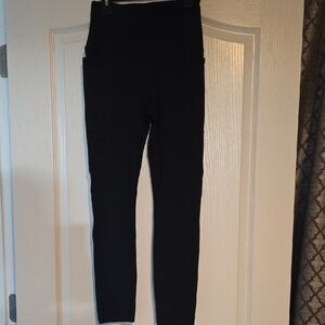Lou & Grey Black High-Waisted Leggings